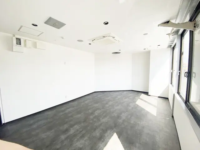 清田エリア 36号線沿いビル2階7.5坪 駐車場最大10台 美容系歓迎物件 : 36号線沿いビル2階！